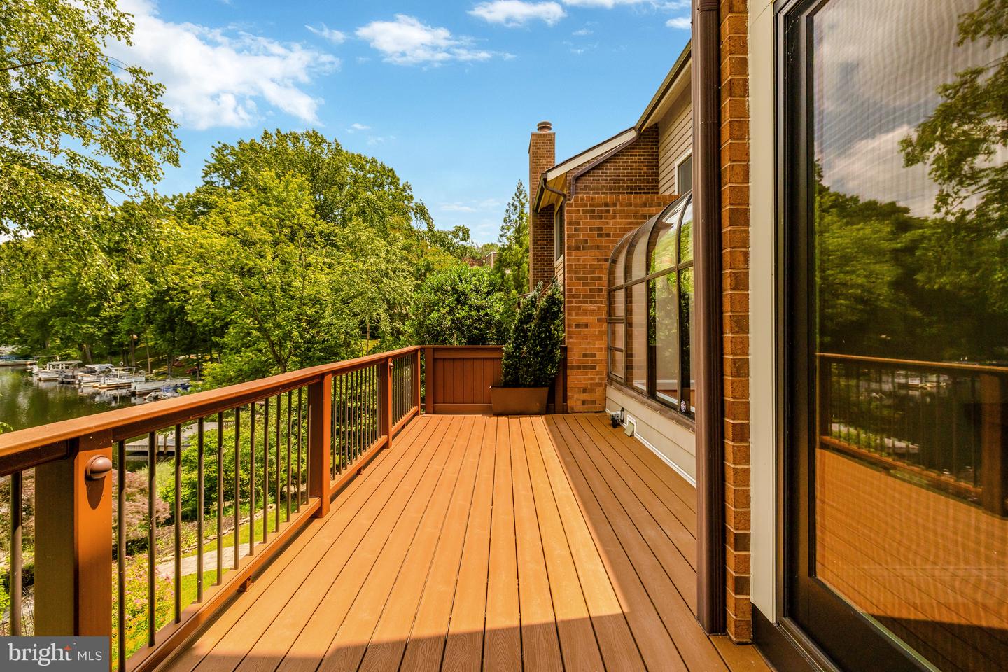 11064 THRUSH RIDGE RD, RESTON, Virginia 20191, 4 Bedrooms Bedrooms, 14 Rooms Rooms,3 BathroomsBathrooms,Residential,For sale,11064 THRUSH RIDGE RD,VAFX2247030 MLS # VAFX2247030