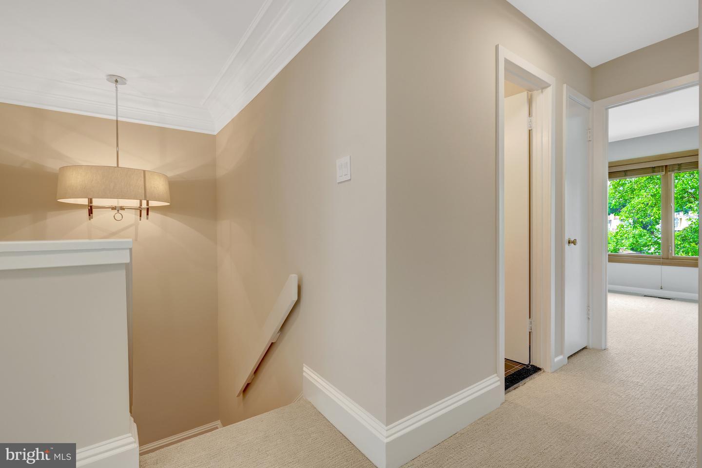 11064 THRUSH RIDGE RD, RESTON, Virginia 20191, 4 Bedrooms Bedrooms, 14 Rooms Rooms,3 BathroomsBathrooms,Residential,For sale,11064 THRUSH RIDGE RD,VAFX2247030 MLS # VAFX2247030