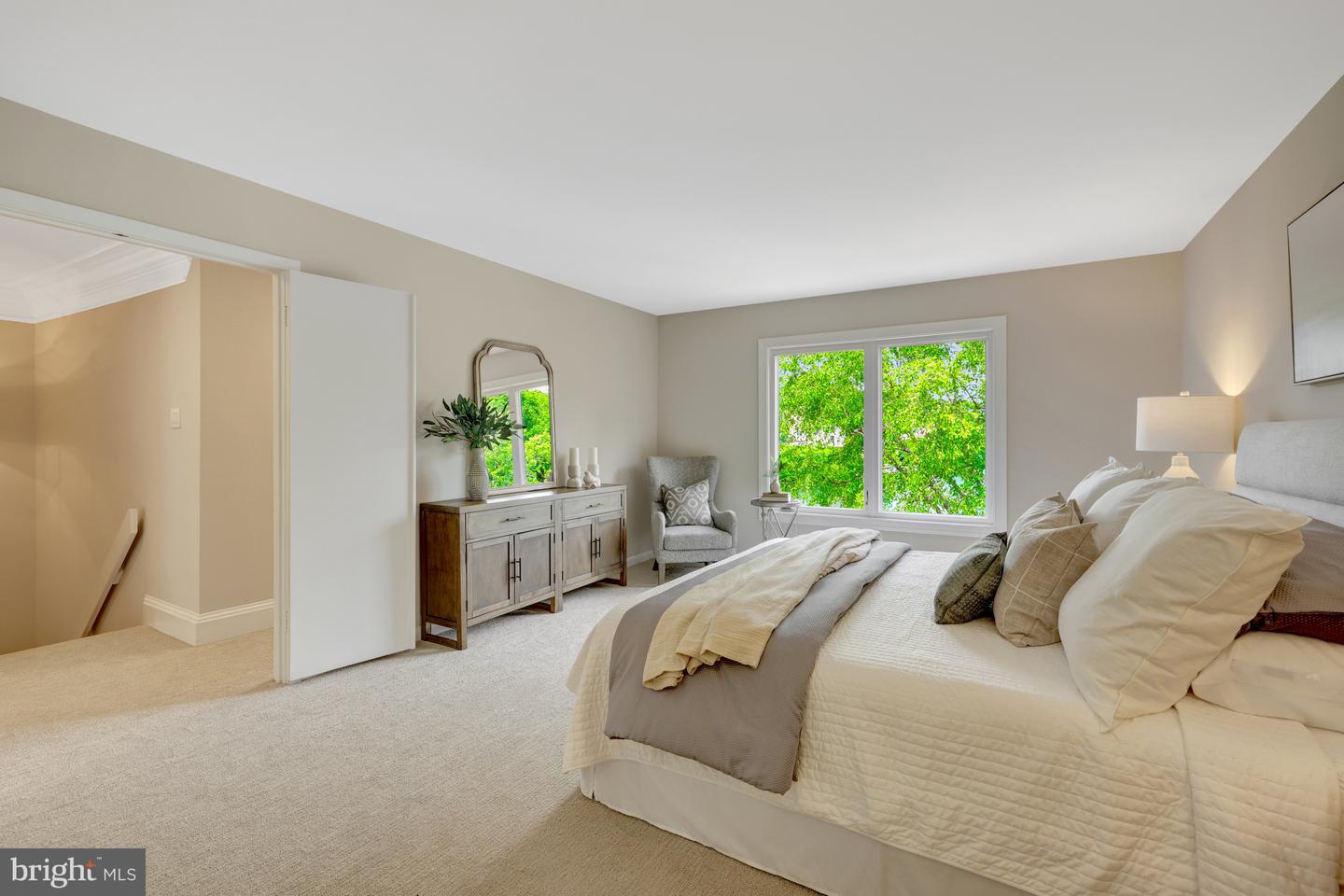 11064 THRUSH RIDGE RD, RESTON, Virginia 20191, 4 Bedrooms Bedrooms, 14 Rooms Rooms,3 BathroomsBathrooms,Residential,For sale,11064 THRUSH RIDGE RD,VAFX2247030 MLS # VAFX2247030