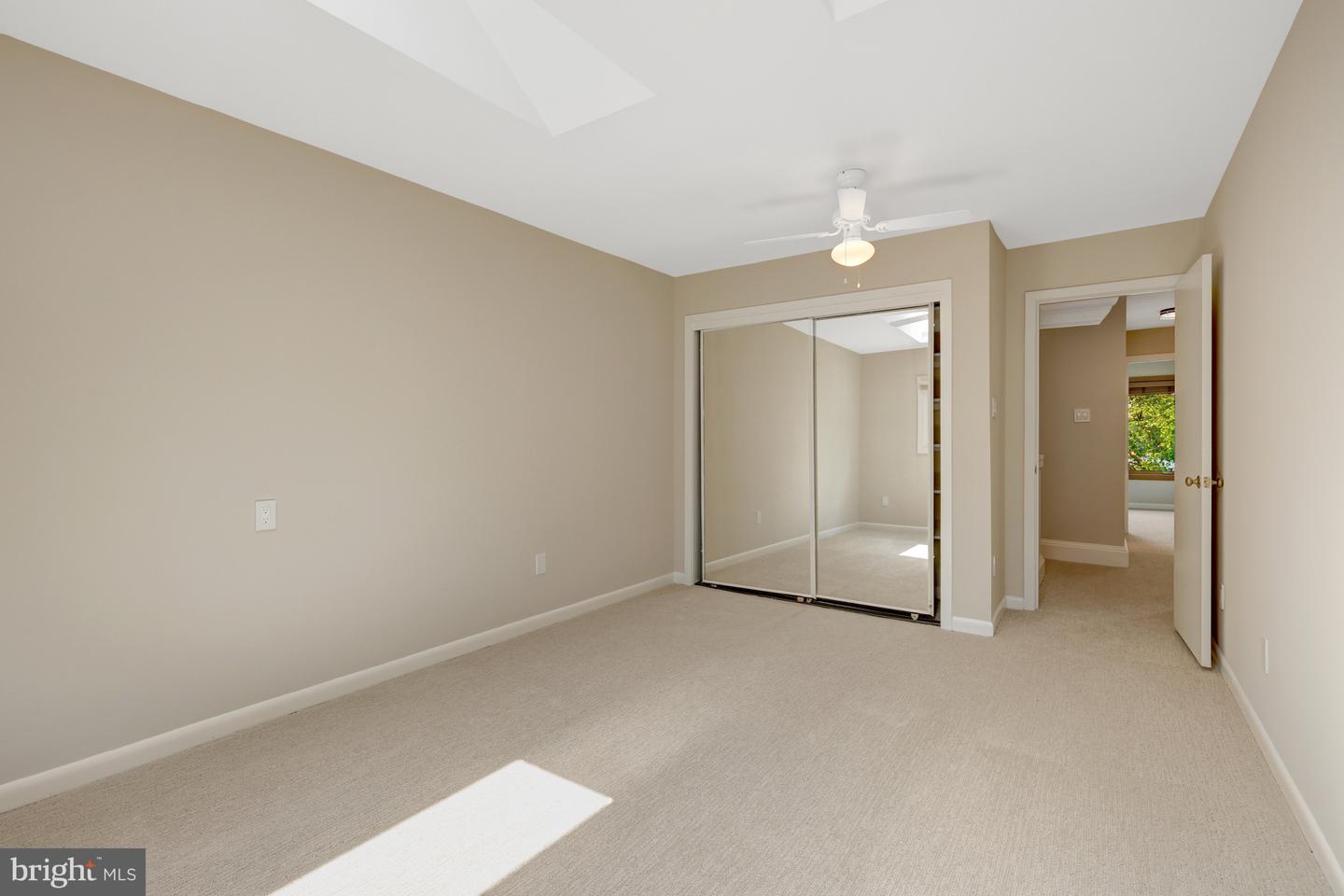 11064 THRUSH RIDGE RD, RESTON, Virginia 20191, 4 Bedrooms Bedrooms, 14 Rooms Rooms,3 BathroomsBathrooms,Residential,For sale,11064 THRUSH RIDGE RD,VAFX2247030 MLS # VAFX2247030