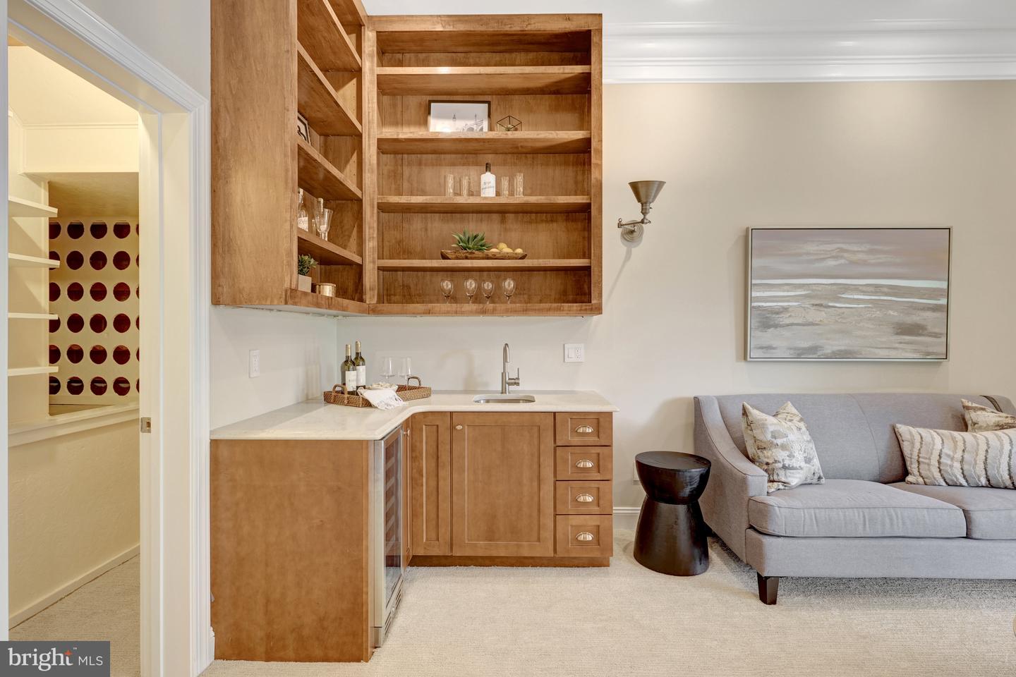 11064 THRUSH RIDGE RD, RESTON, Virginia 20191, 4 Bedrooms Bedrooms, 14 Rooms Rooms,3 BathroomsBathrooms,Residential,For sale,11064 THRUSH RIDGE RD,VAFX2247030 MLS # VAFX2247030