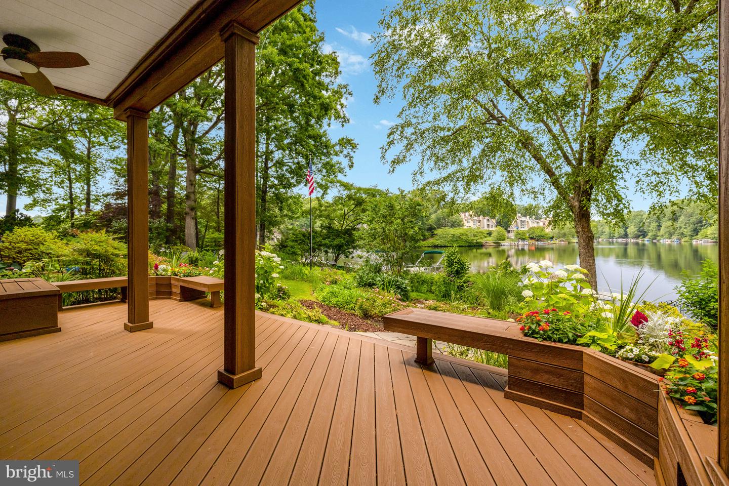 11064 THRUSH RIDGE RD, RESTON, Virginia 20191, 4 Bedrooms Bedrooms, 14 Rooms Rooms,3 BathroomsBathrooms,Residential,For sale,11064 THRUSH RIDGE RD,VAFX2247030 MLS # VAFX2247030