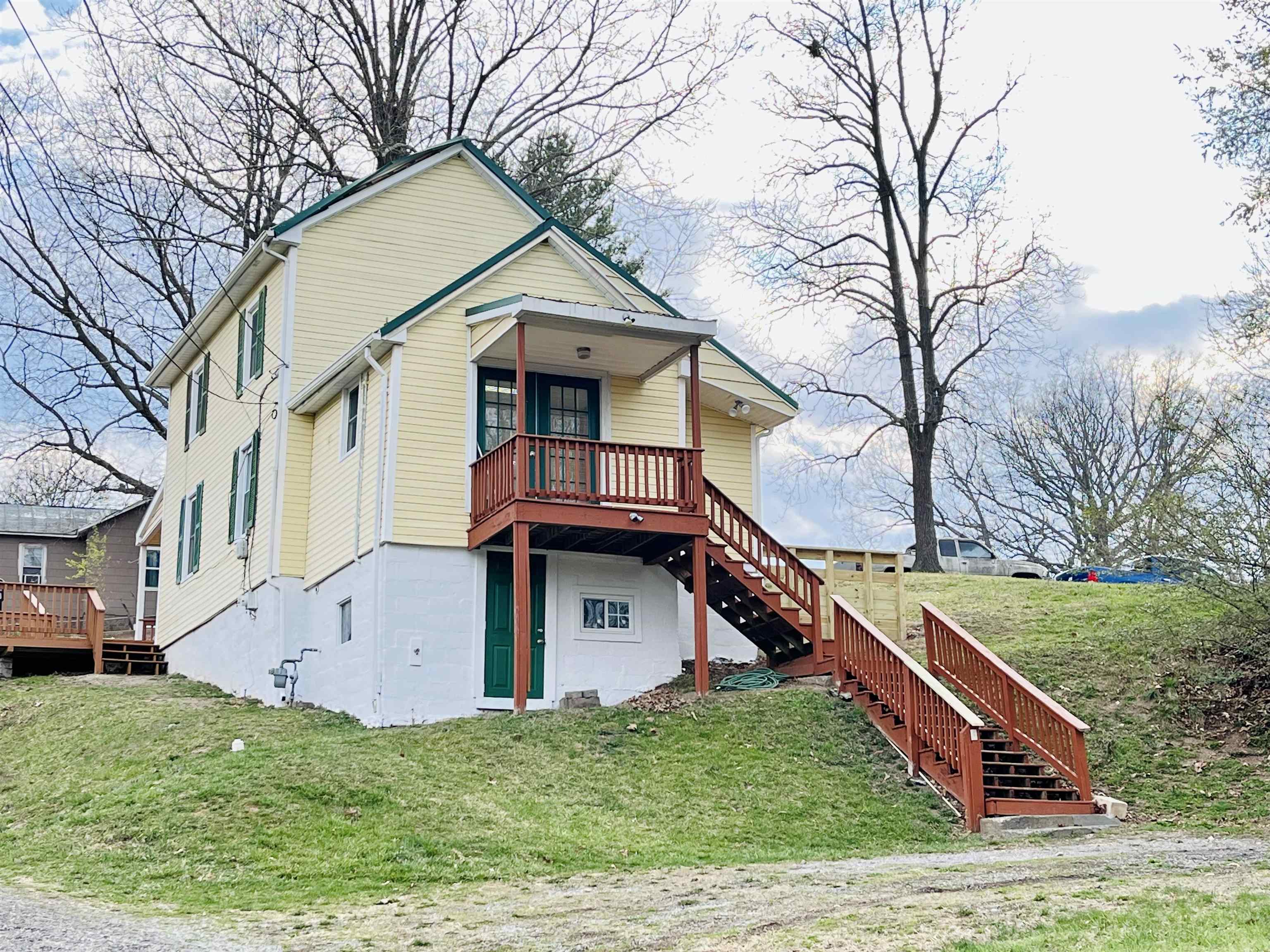 1204 3RD ST, WAYNESBORO, Virginia 22980, 3 Bedrooms Bedrooms, ,1 BathroomBathrooms,Residential,1204 3RD ST,662485 MLS # 662485