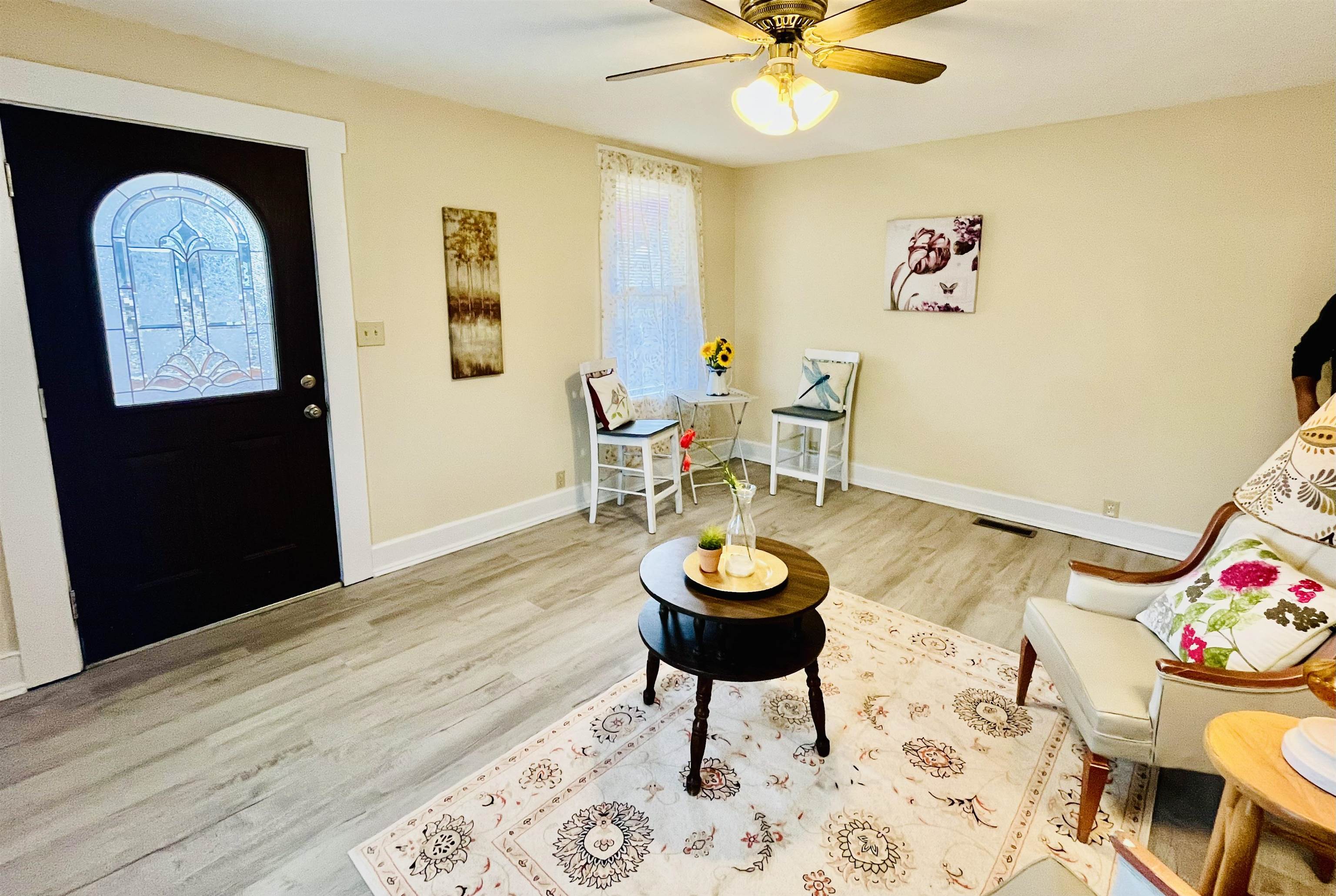 1204 3RD ST, WAYNESBORO, Virginia 22980, 3 Bedrooms Bedrooms, ,1 BathroomBathrooms,Residential,1204 3RD ST,662485 MLS # 662485