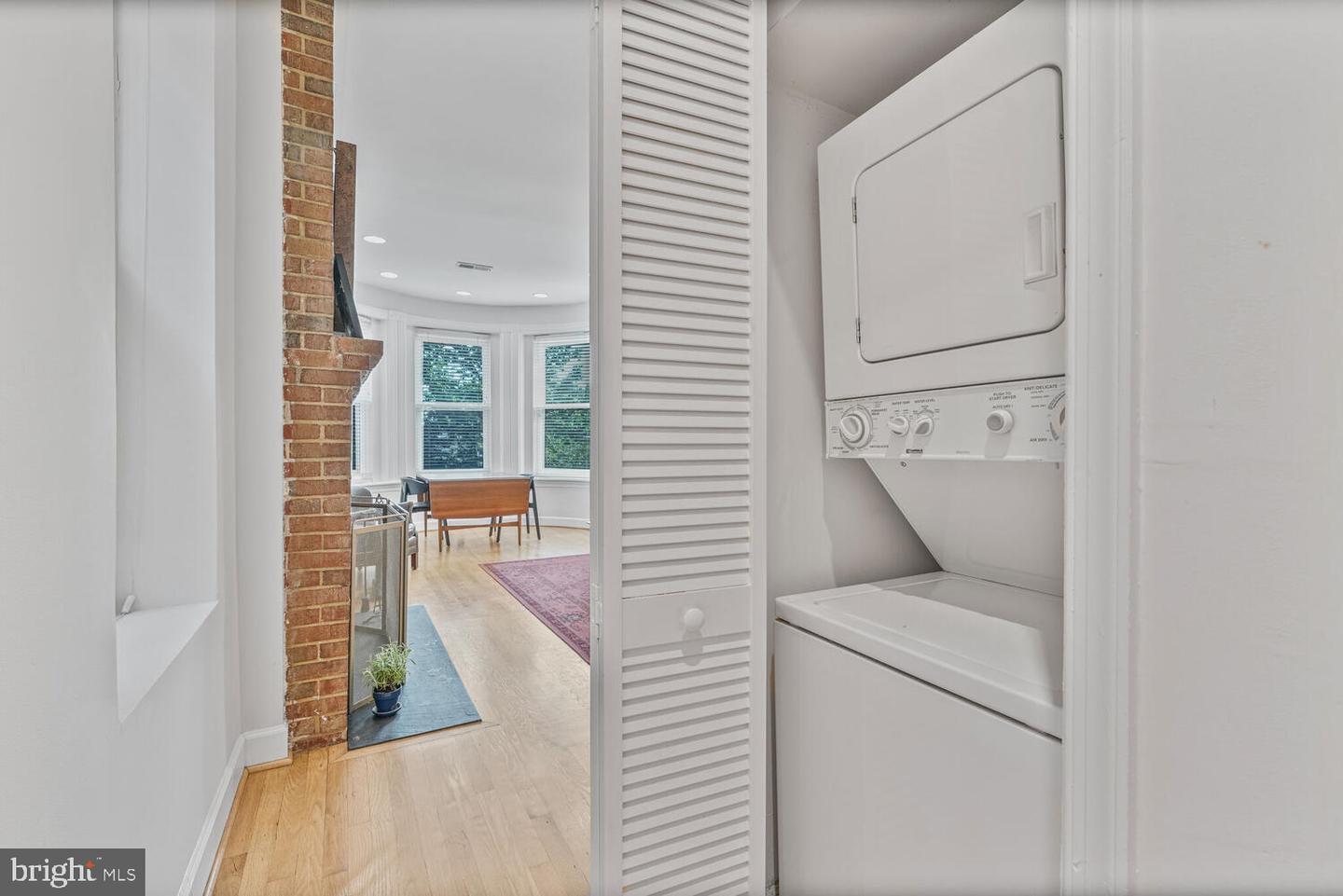 1421 T ST NW #5, WASHINGTON, District Of Columbia 20009, 1 Bedroom Bedrooms, ,1 BathroomBathrooms,Residential,For sale,1421 T ST NW #5,DCDC2205534 MLS # DCDC2205534