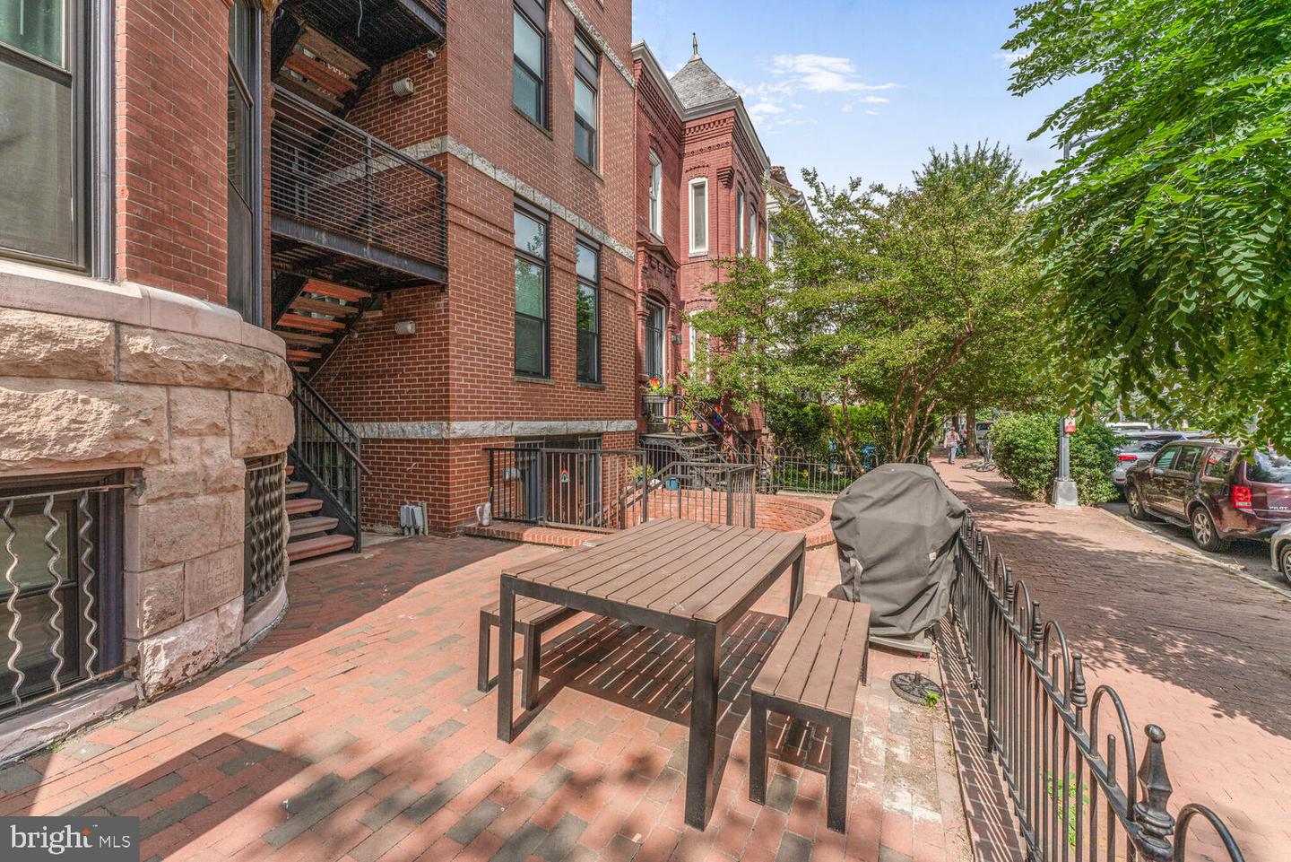 1421 T ST NW #5, WASHINGTON, District Of Columbia 20009, 1 Bedroom Bedrooms, ,1 BathroomBathrooms,Residential,For sale,1421 T ST NW #5,DCDC2205534 MLS # DCDC2205534