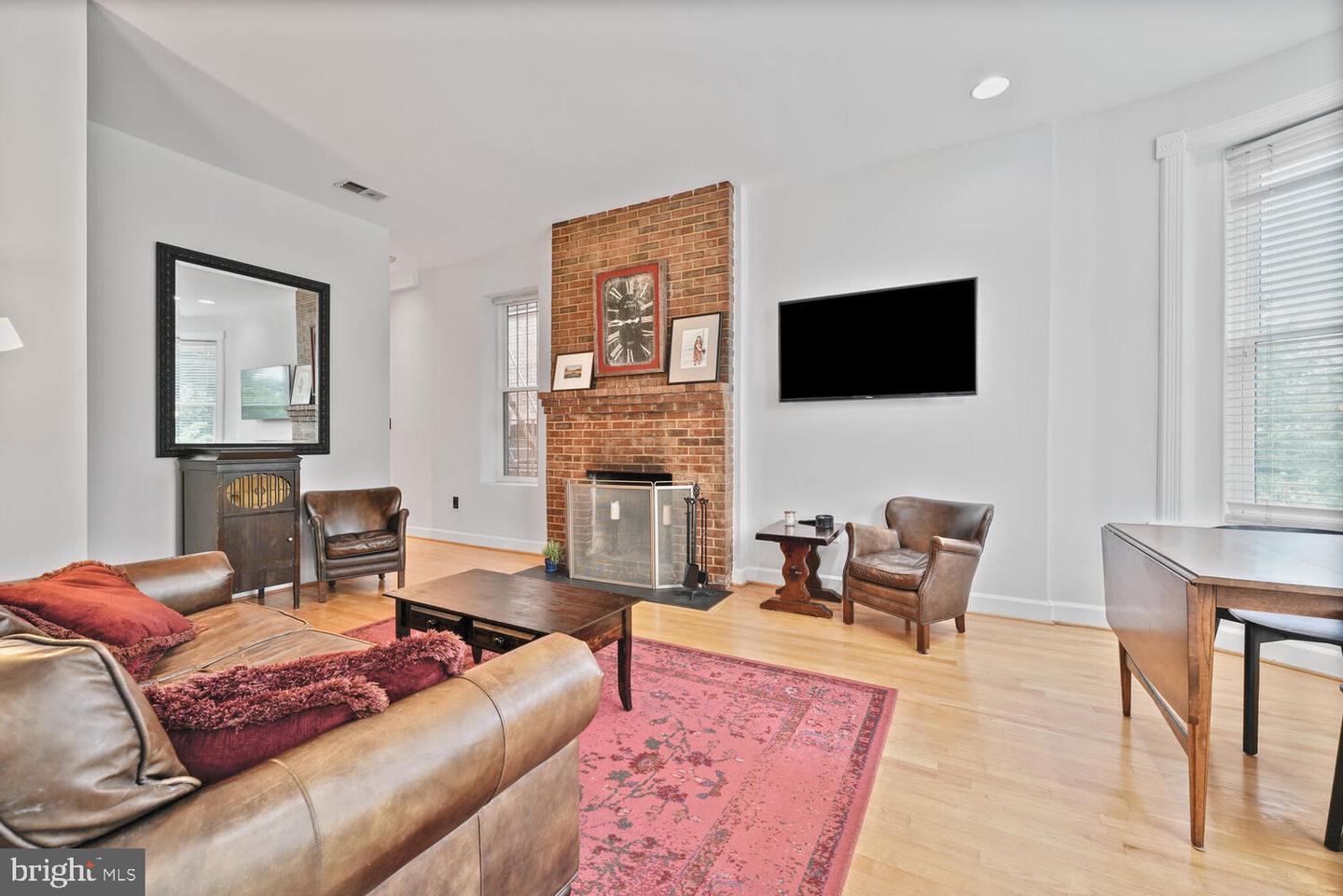 1421 T ST NW #5, WASHINGTON, District Of Columbia 20009, 1 Bedroom Bedrooms, ,1 BathroomBathrooms,Residential,For sale,1421 T ST NW #5,DCDC2205534 MLS # DCDC2205534