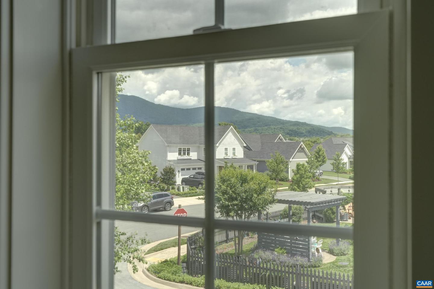 772 GOLF VIEW DR, CROZET, Virginia 22932, 5 Bedrooms Bedrooms, ,4 BathroomsBathrooms,Residential,For sale,772 GOLF VIEW DR,665667 MLS # 665667