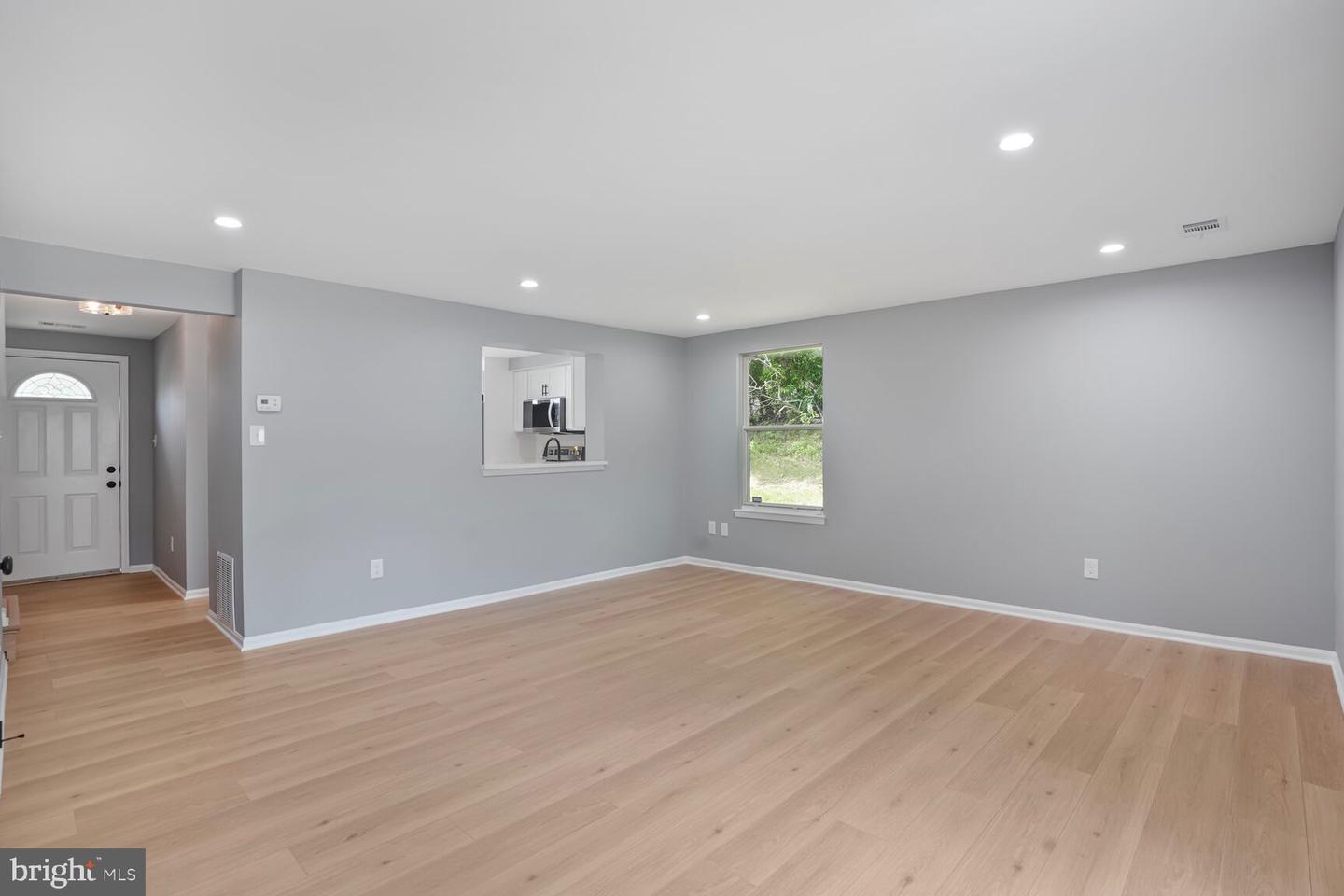 4730 STILL PL, WOODBRIDGE, Virginia 22193, 3 Bedrooms Bedrooms, ,1 BathroomBathrooms,Residential,For sale,4730 STILL PL,VAPW2096968 MLS # VAPW2096968