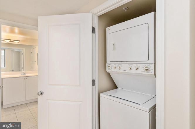 851 N GLEBE RD #1418, ARLINGTON, Virginia 22203, 1 Bedroom Bedrooms, ,1 BathroomBathrooms,Residential,For sale,851 N GLEBE RD #1418,VAAR2059152 MLS # VAAR2059152