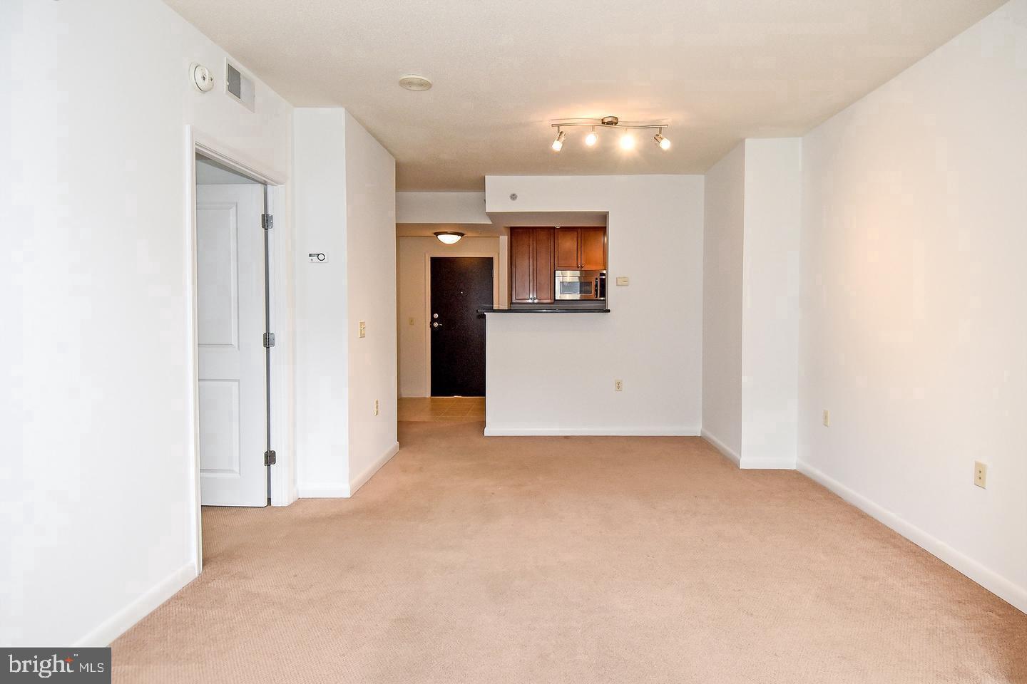 851 N GLEBE RD #1418, ARLINGTON, Virginia 22203, 1 Bedroom Bedrooms, ,1 BathroomBathrooms,Residential,For sale,851 N GLEBE RD #1418,VAAR2059152 MLS # VAAR2059152