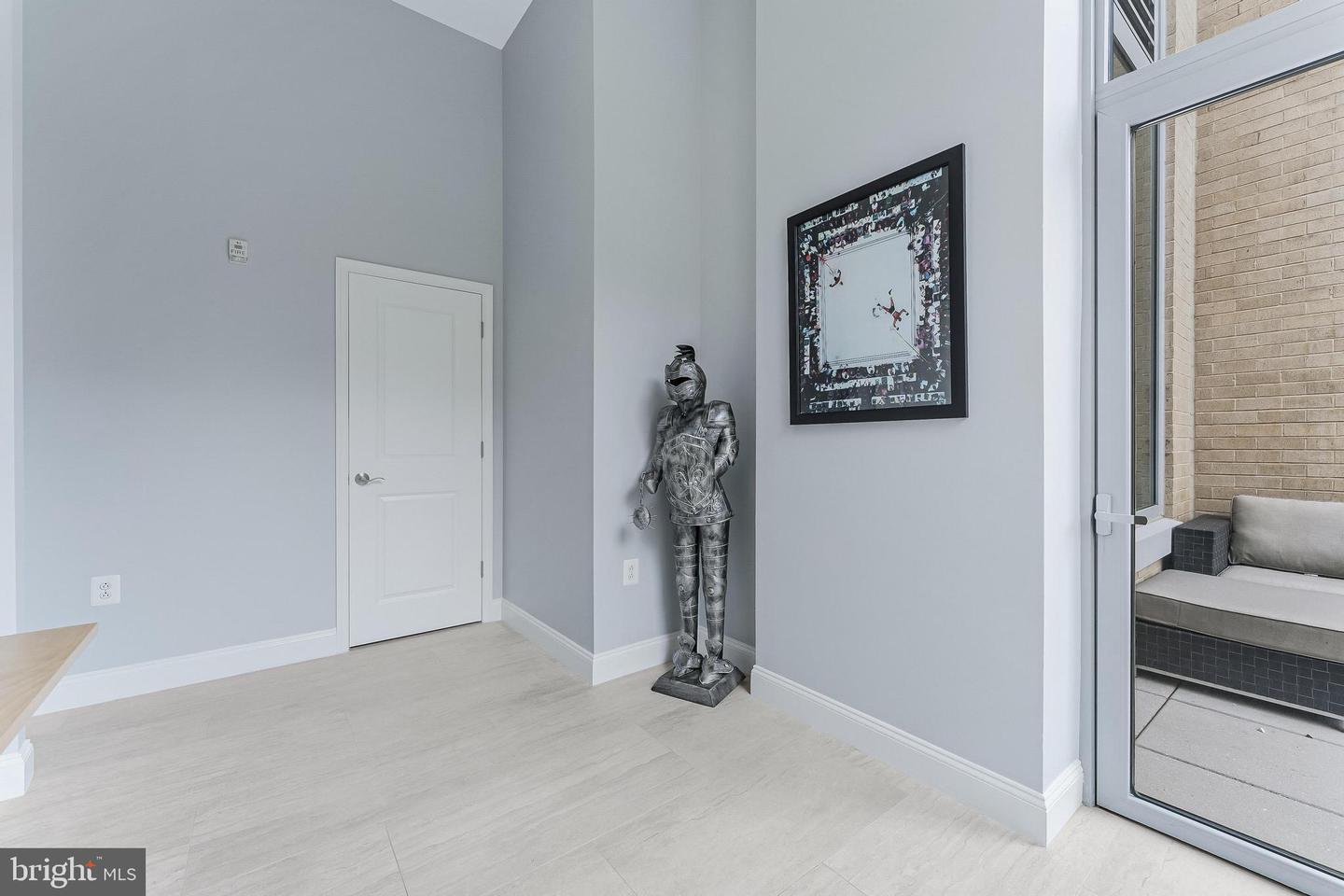 11990 MARKET ST #101, RESTON, Virginia 20190, 3 Bedrooms Bedrooms, ,2 BathroomsBathrooms,Residential,For sale,11990 MARKET ST #101,VAFX2247270 MLS # VAFX2247270