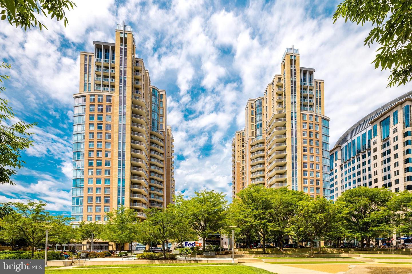 11990 MARKET ST #101, RESTON, Virginia 20190, 3 Bedrooms Bedrooms, ,2 BathroomsBathrooms,Residential,For sale,11990 MARKET ST #101,VAFX2247270 MLS # VAFX2247270