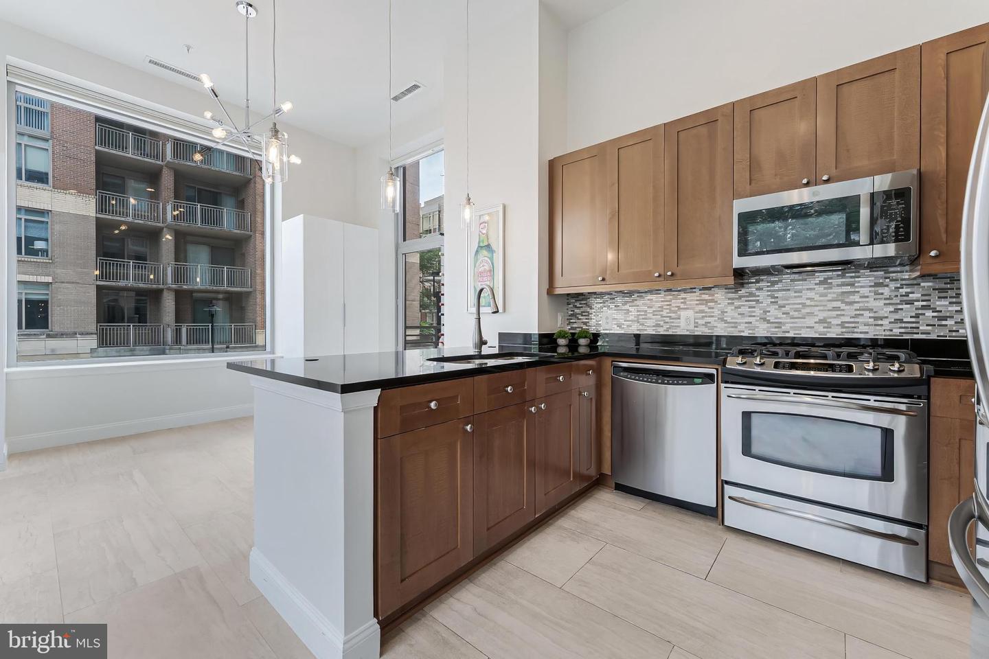 11990 MARKET ST #101, RESTON, Virginia 20190, 3 Bedrooms Bedrooms, ,2 BathroomsBathrooms,Residential,For sale,11990 MARKET ST #101,VAFX2247270 MLS # VAFX2247270