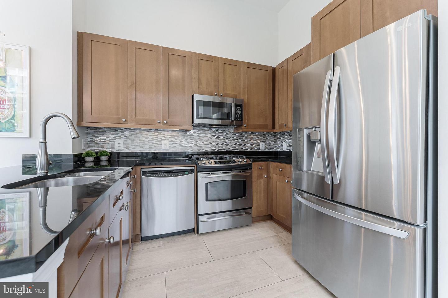 11990 MARKET ST #101, RESTON, Virginia 20190, 3 Bedrooms Bedrooms, ,2 BathroomsBathrooms,Residential,For sale,11990 MARKET ST #101,VAFX2247270 MLS # VAFX2247270