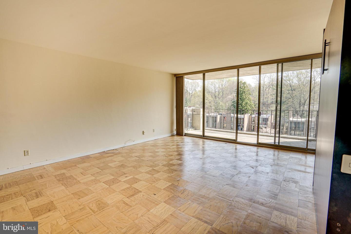 11400 WASHINGTON PLZ W #405, RESTON, Virginia 20190, ,1 BathroomBathrooms,Residential,For sale,11400 WASHINGTON PLZ W #405,VAFX2247272 MLS # VAFX2247272