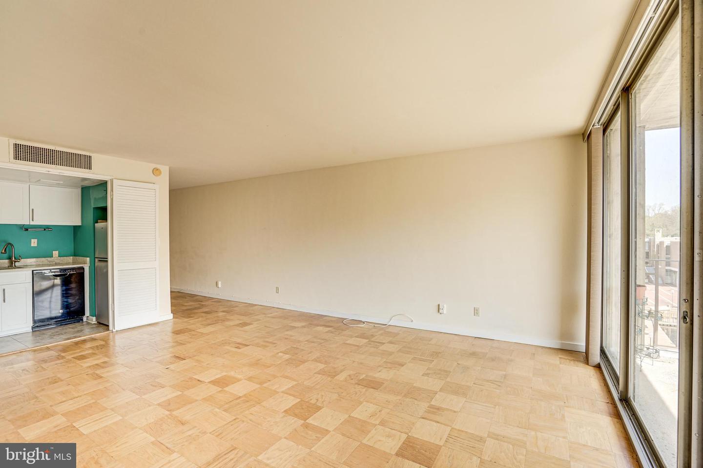 11400 WASHINGTON PLZ W #405, RESTON, Virginia 20190, ,1 BathroomBathrooms,Residential,For sale,11400 WASHINGTON PLZ W #405,VAFX2247272 MLS # VAFX2247272