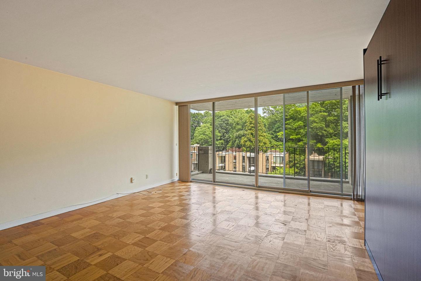 11400 WASHINGTON PLZ W #405, RESTON, Virginia 20190, ,1 BathroomBathrooms,Residential,For sale,11400 WASHINGTON PLZ W #405,VAFX2247272 MLS # VAFX2247272