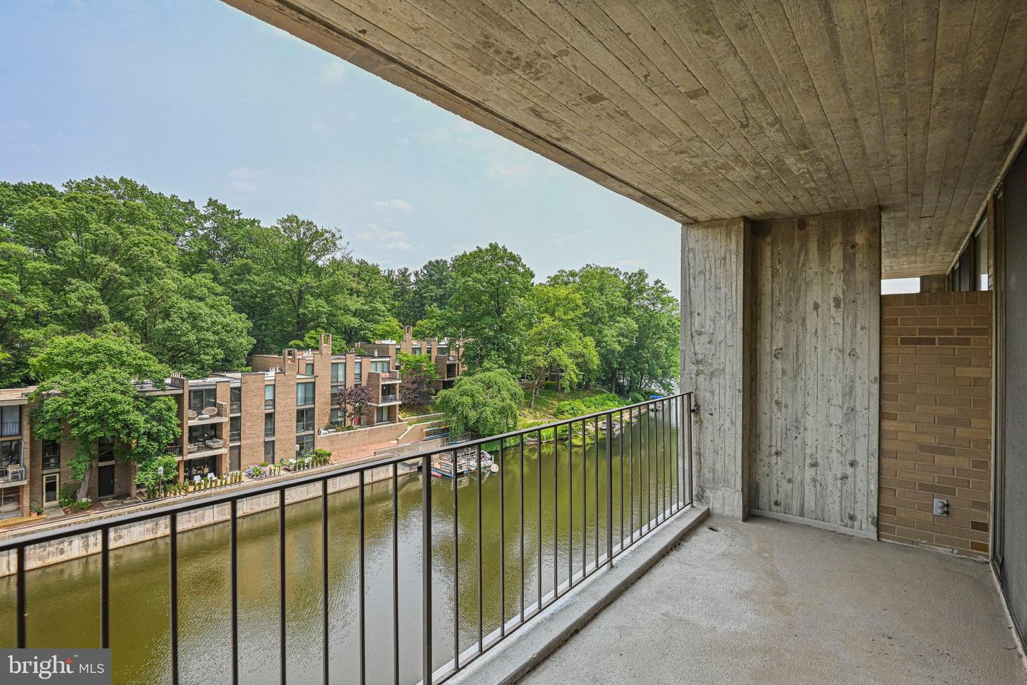 11400 WASHINGTON PLZ W #405, RESTON, Virginia 20190, ,1 BathroomBathrooms,Residential,For sale,11400 WASHINGTON PLZ W #405,VAFX2247272 MLS # VAFX2247272
