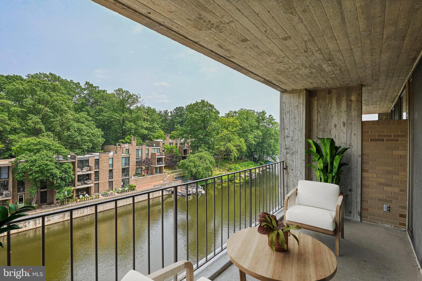 11400 WASHINGTON PLZ W #405, RESTON, Virginia 20190, ,1 BathroomBathrooms,Residential,For sale,11400 WASHINGTON PLZ W #405,VAFX2247272 MLS # VAFX2247272