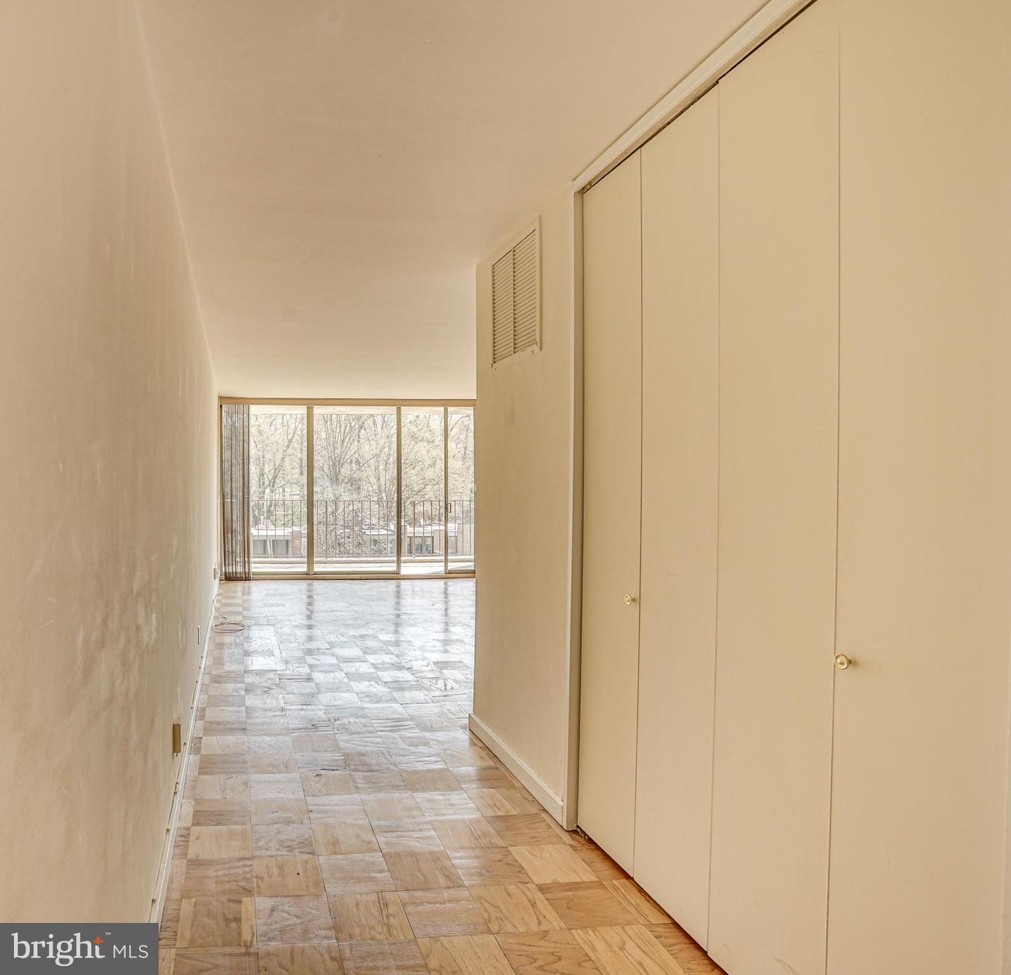 11400 WASHINGTON PLZ W #405, RESTON, Virginia 20190, ,1 BathroomBathrooms,Residential,For sale,11400 WASHINGTON PLZ W #405,VAFX2247272 MLS # VAFX2247272