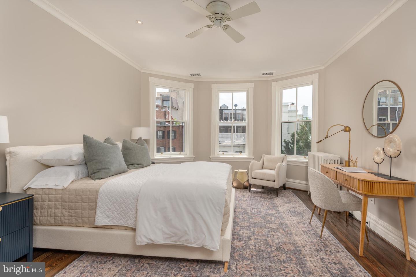 2028 HILLYER PL NW, WASHINGTON, District Of Columbia 20009, 4 Bedrooms Bedrooms, ,4 BathroomsBathrooms,Residential,For sale,2028 HILLYER PL NW,DCDC2205588 MLS # DCDC2205588