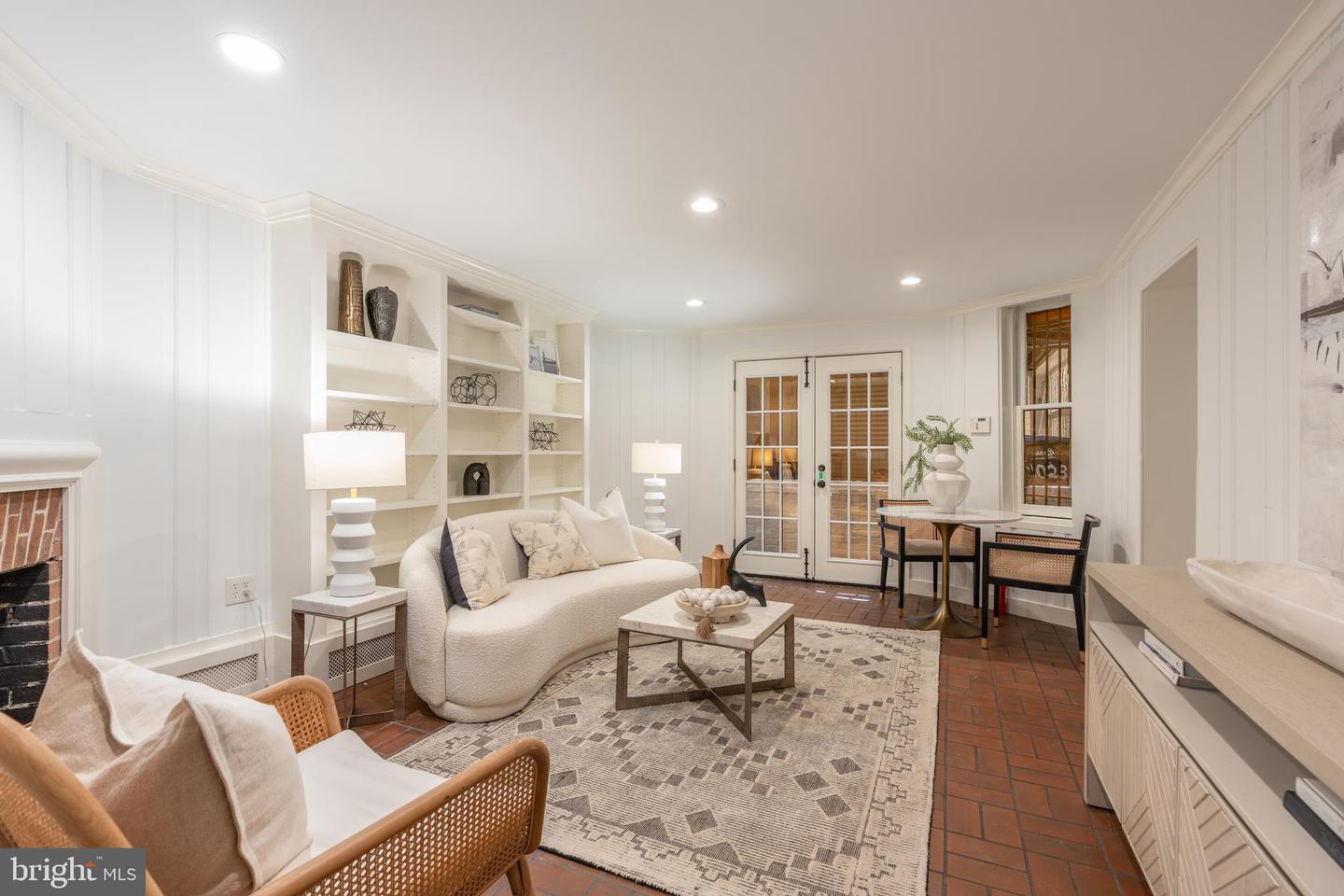 2028 HILLYER PL NW, WASHINGTON, District Of Columbia 20009, 4 Bedrooms Bedrooms, ,4 BathroomsBathrooms,Residential,For sale,2028 HILLYER PL NW,DCDC2205588 MLS # DCDC2205588