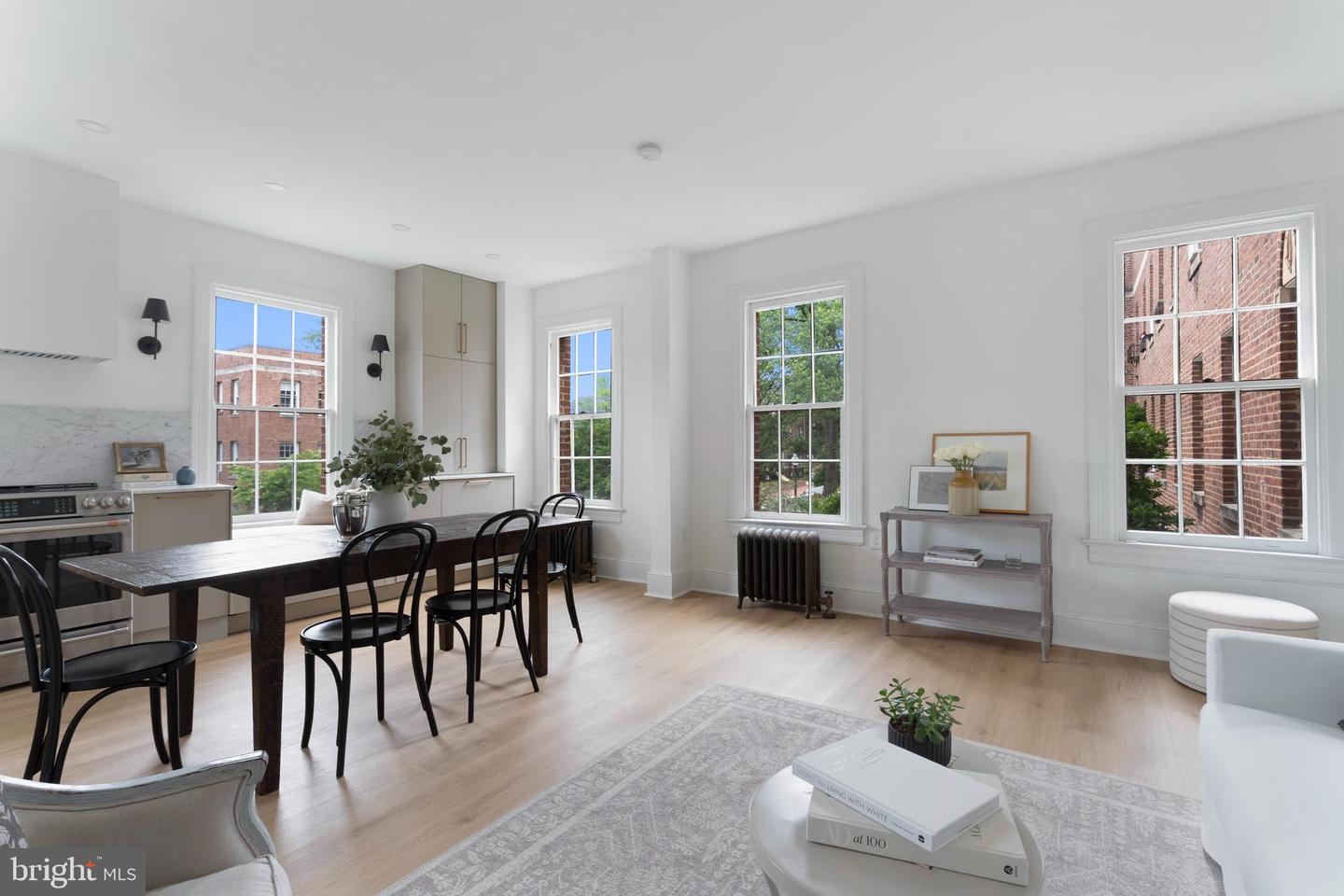 2527 Q ST NW #202, WASHINGTON, District Of Columbia 20007, 2 Bedrooms Bedrooms, ,1 BathroomBathrooms,Residential,For sale,2527 Q ST NW #202,DCDC2205590 MLS # DCDC2205590