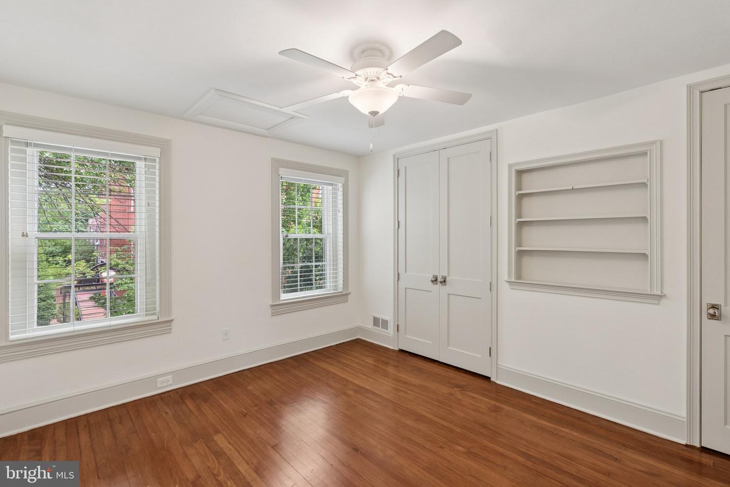 1218 28TH ST NW, WASHINGTON, District Of Columbia 20007, 3 Bedrooms Bedrooms, ,3 BathroomsBathrooms,Residential,For sale,1218 28TH ST NW,DCDC2205598 MLS # DCDC2205598