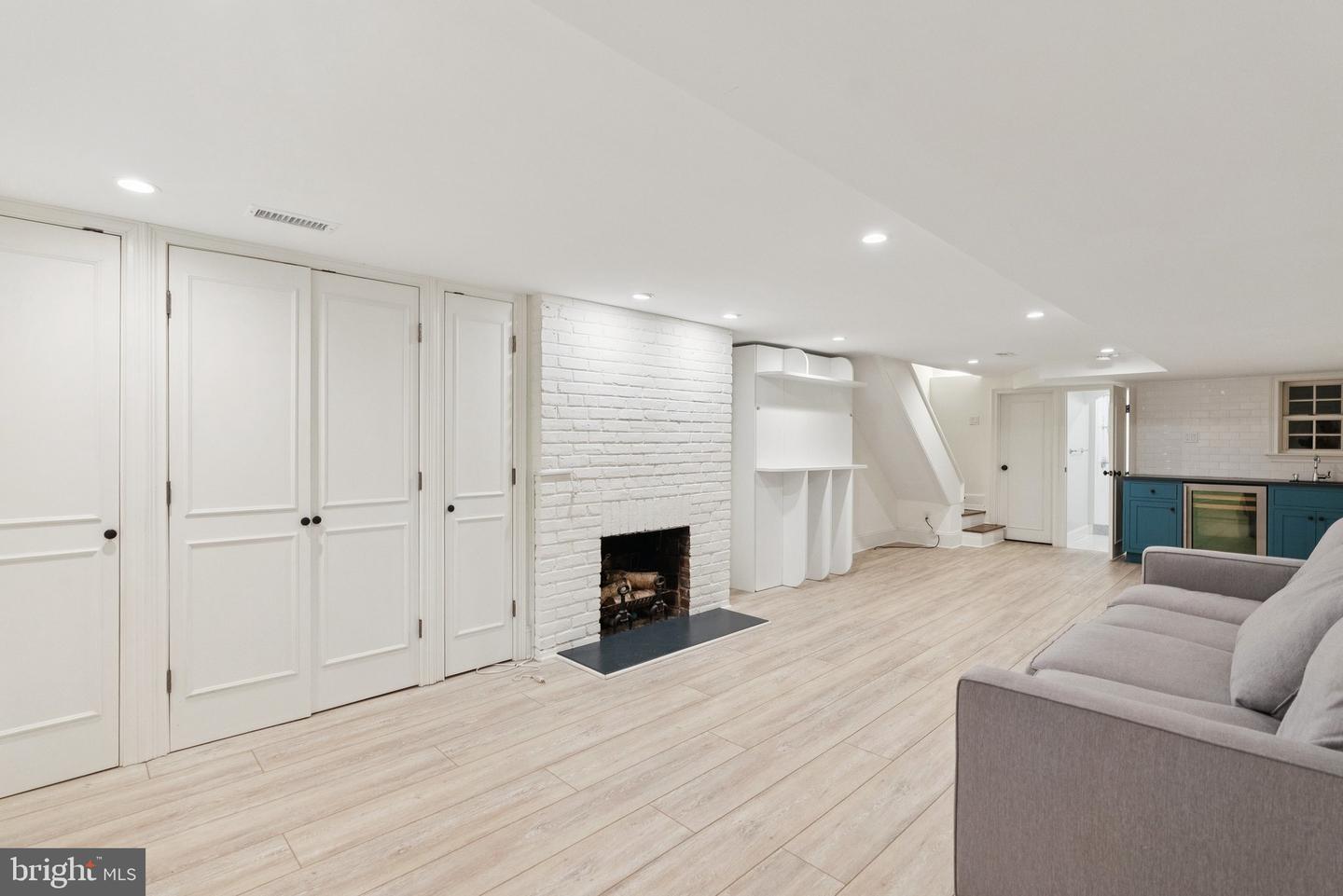 1218 28TH ST NW, WASHINGTON, District Of Columbia 20007, 3 Bedrooms Bedrooms, ,3 BathroomsBathrooms,Residential,For sale,1218 28TH ST NW,DCDC2205598 MLS # DCDC2205598