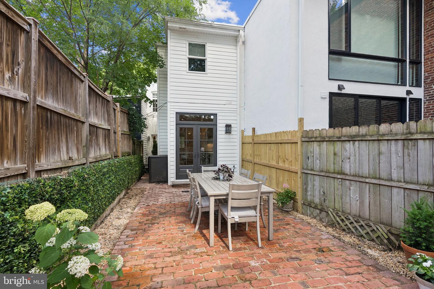 1218 28TH ST NW, WASHINGTON, District Of Columbia 20007, 3 Bedrooms Bedrooms, ,3 BathroomsBathrooms,Residential,For sale,1218 28TH ST NW,DCDC2205598 MLS # DCDC2205598