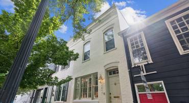 1218 28TH ST NW, WASHINGTON, District Of Columbia 20007, 3 Bedrooms Bedrooms, ,3 BathroomsBathrooms,Residential,For sale,1218 28TH ST NW,DCDC2205598 MLS # DCDC2205598