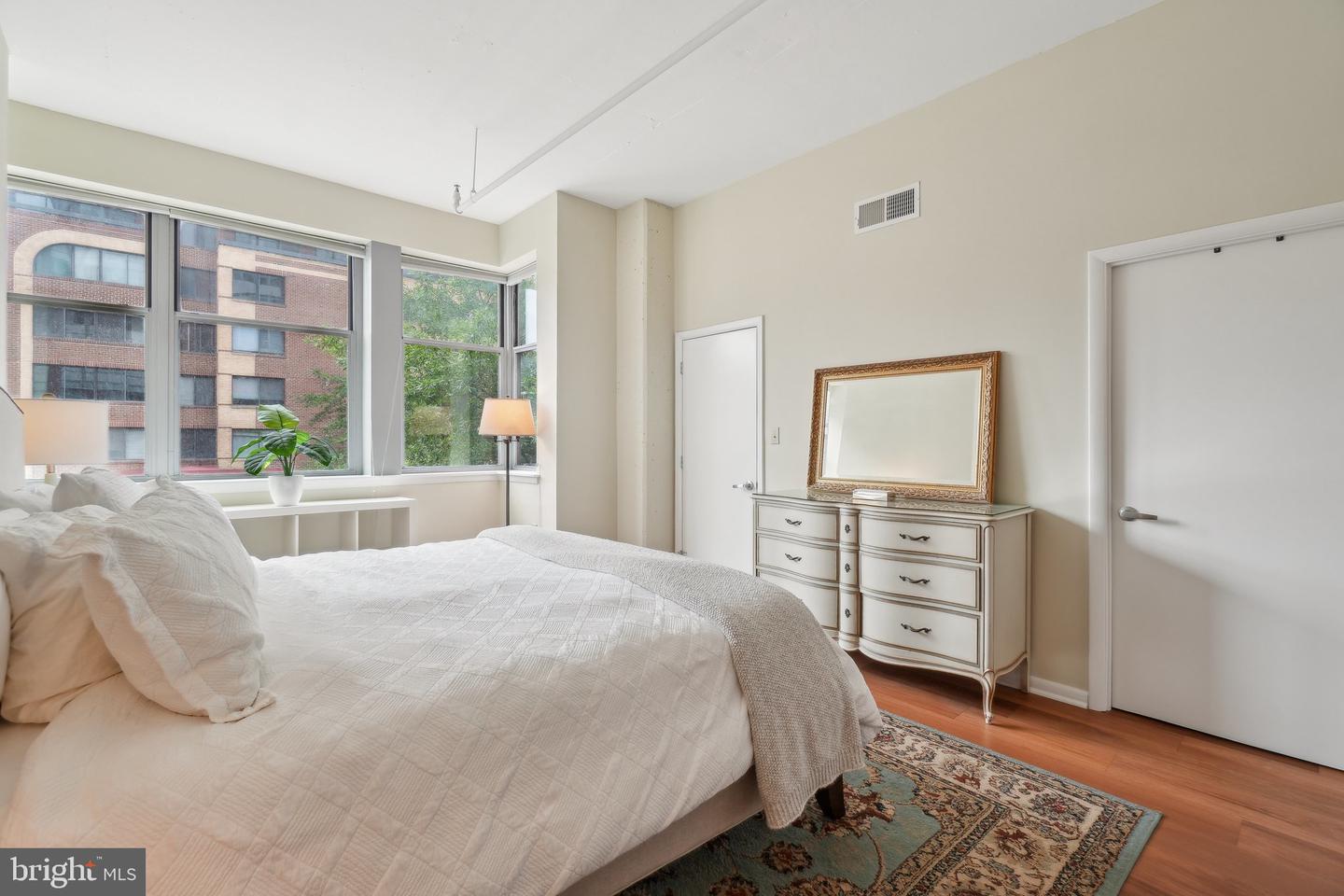 1300 N ST NW #201, WASHINGTON, District Of Columbia 20005, 2 Bedrooms Bedrooms, ,2 BathroomsBathrooms,Residential,For sale,1300 N ST NW #201,DCDC2205632 MLS # DCDC2205632