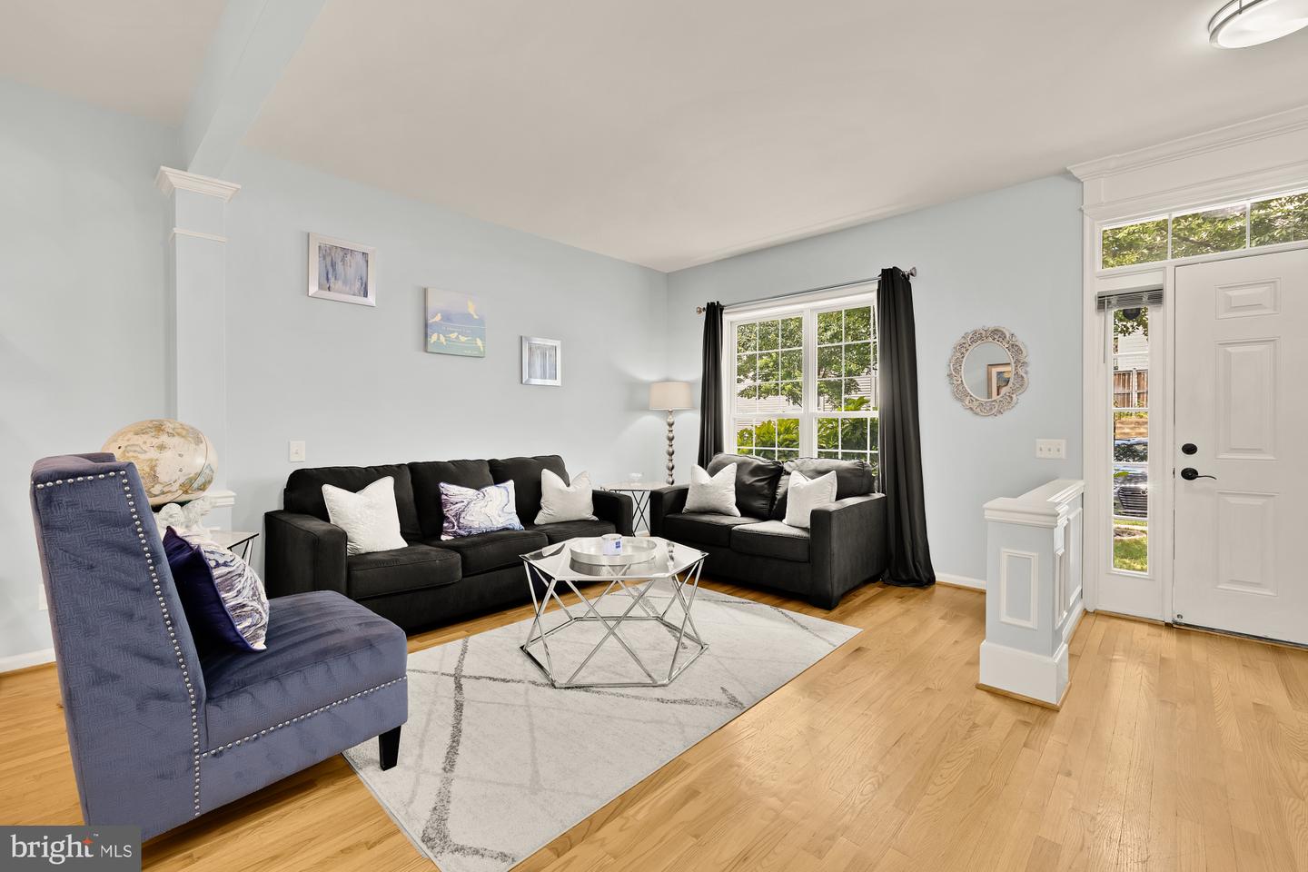 6337 BURGUNDY LEAF LN, ALEXANDRIA, Virginia 22312, 4 Bedrooms Bedrooms, ,3 BathroomsBathrooms,Residential,For sale,6337 BURGUNDY LEAF LN,VAFX2247350 MLS # VAFX2247350