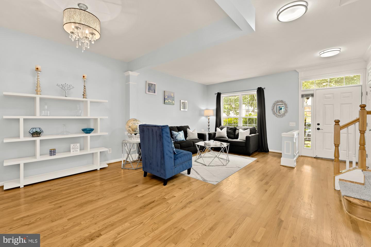 6337 BURGUNDY LEAF LN, ALEXANDRIA, Virginia 22312, 4 Bedrooms Bedrooms, ,3 BathroomsBathrooms,Residential,For sale,6337 BURGUNDY LEAF LN,VAFX2247350 MLS # VAFX2247350