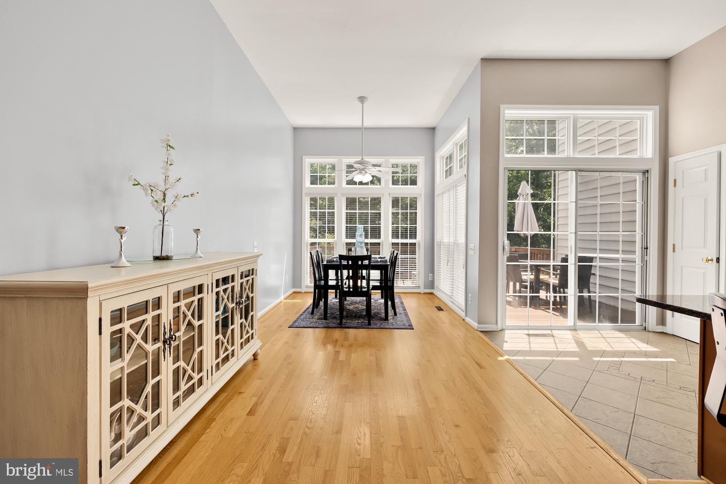 6337 BURGUNDY LEAF LN, ALEXANDRIA, Virginia 22312, 4 Bedrooms Bedrooms, ,3 BathroomsBathrooms,Residential,For sale,6337 BURGUNDY LEAF LN,VAFX2247350 MLS # VAFX2247350