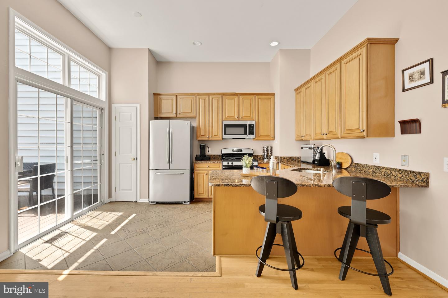 6337 BURGUNDY LEAF LN, ALEXANDRIA, Virginia 22312, 4 Bedrooms Bedrooms, ,3 BathroomsBathrooms,Residential,For sale,6337 BURGUNDY LEAF LN,VAFX2247350 MLS # VAFX2247350