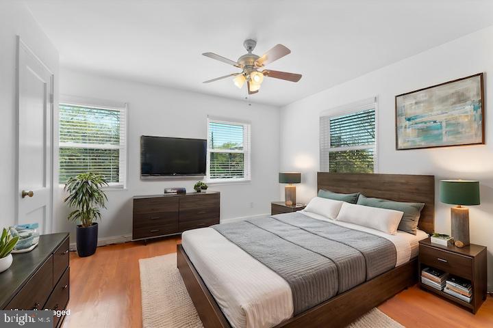 733 S FAYETTE ST, ALEXANDRIA, Virginia 22314, 3 Bedrooms Bedrooms, ,2 BathroomsBathrooms,Residential,For sale,733 S FAYETTE ST,VAAX2046498 MLS # VAAX2046498