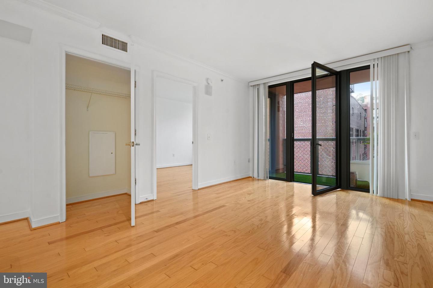 631 D ST NW #936, WASHINGTON, District Of Columbia 20004, 1 Bedroom Bedrooms, ,1 BathroomBathrooms,Residential,For sale,631 D ST NW #936,DCDC2205658 MLS # DCDC2205658