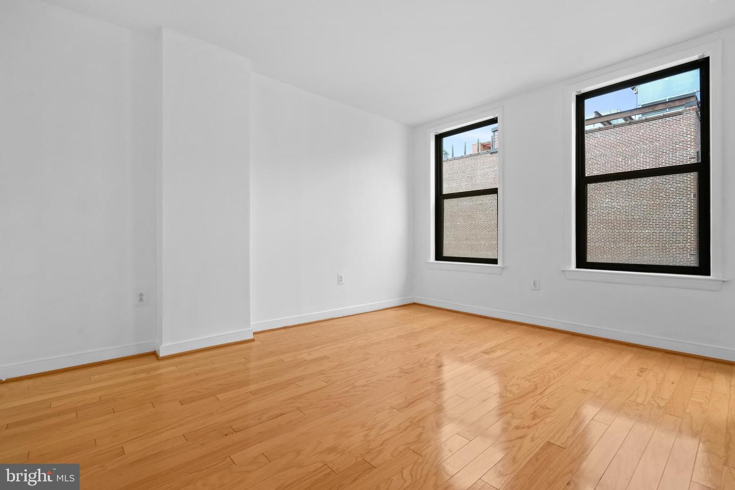 631 D ST NW #936, WASHINGTON, District Of Columbia 20004, 1 Bedroom Bedrooms, ,1 BathroomBathrooms,Residential,For sale,631 D ST NW #936,DCDC2205658 MLS # DCDC2205658