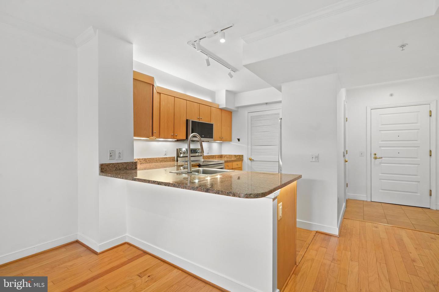 631 D ST NW #936, WASHINGTON, District Of Columbia 20004, 1 Bedroom Bedrooms, ,1 BathroomBathrooms,Residential,For sale,631 D ST NW #936,DCDC2205658 MLS # DCDC2205658