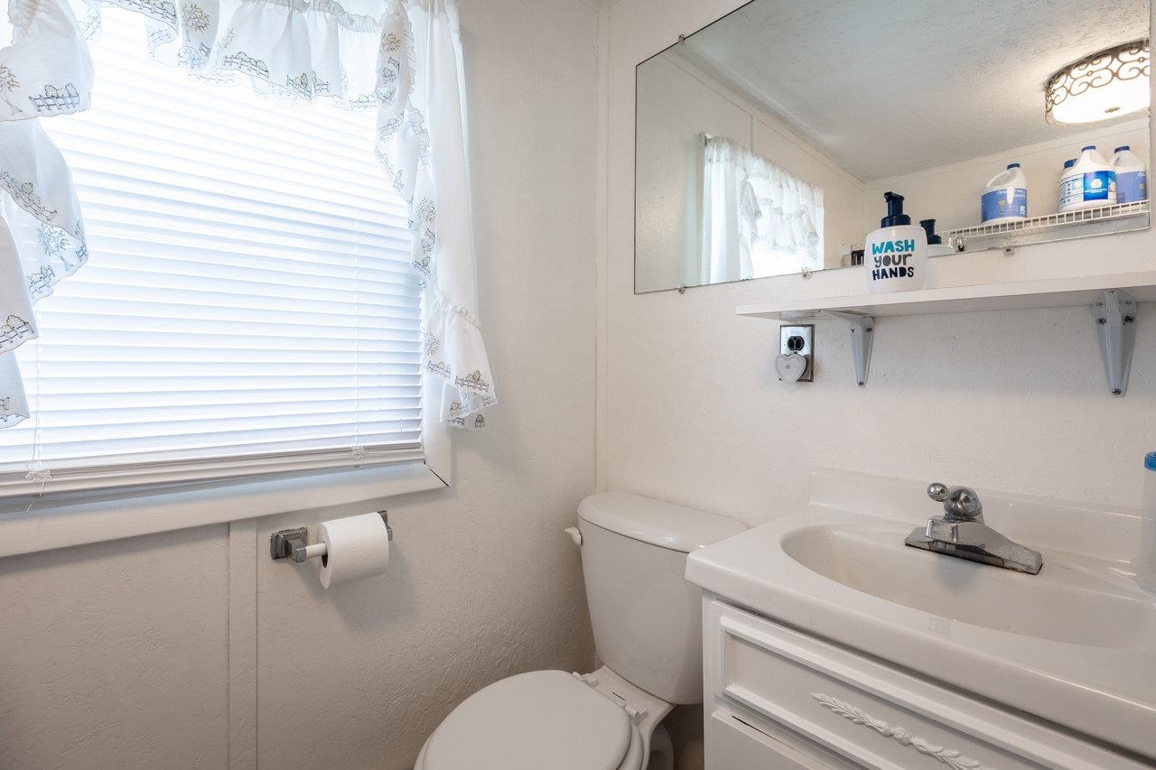 911 OLD WHITE HILL RD, STUARTS DRAFT, Virginia 24477, 2 Bedrooms Bedrooms, ,2 BathroomsBathrooms,Residential,911 OLD WHITE HILL RD,663745 MLS # 663745
