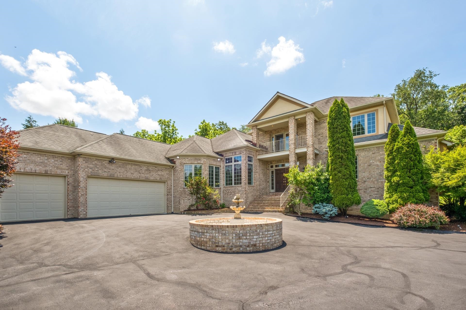 3417 LAKE POINTE DR, ROCKINGHAM, Virginia 22801, 5 Bedrooms Bedrooms, ,4 BathroomsBathrooms,Residential,3417 LAKE POINTE DR,665711 MLS # 665711