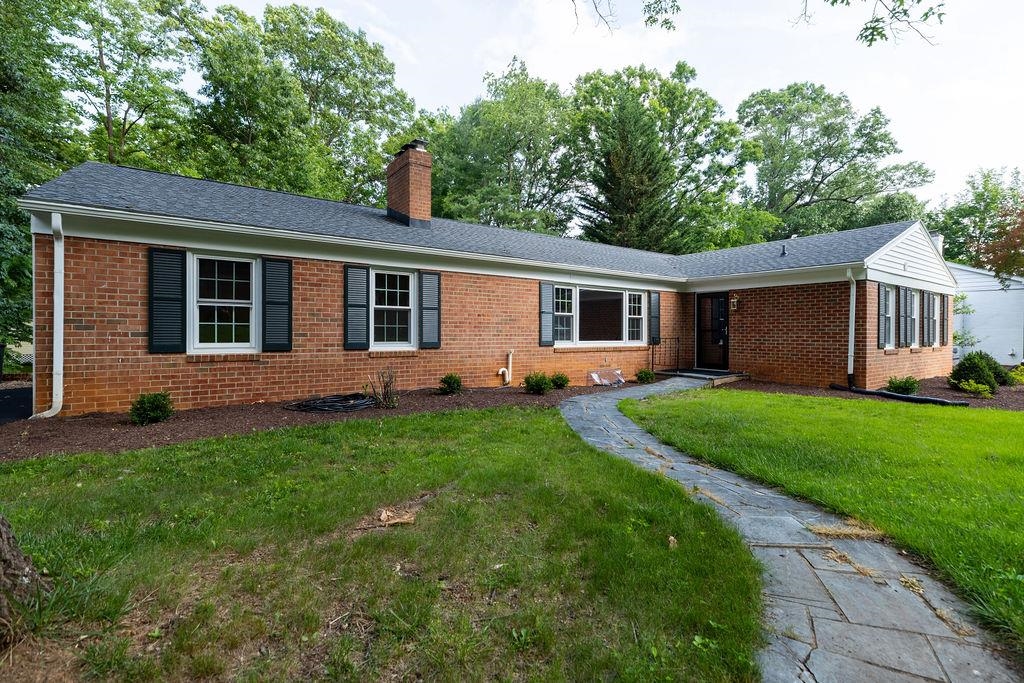 316 BALDWIN DR, STAUNTON, Virginia 24401, 4 Bedrooms Bedrooms, ,3 BathroomsBathrooms,Residential,316 BALDWIN DR,665712 MLS # 665712