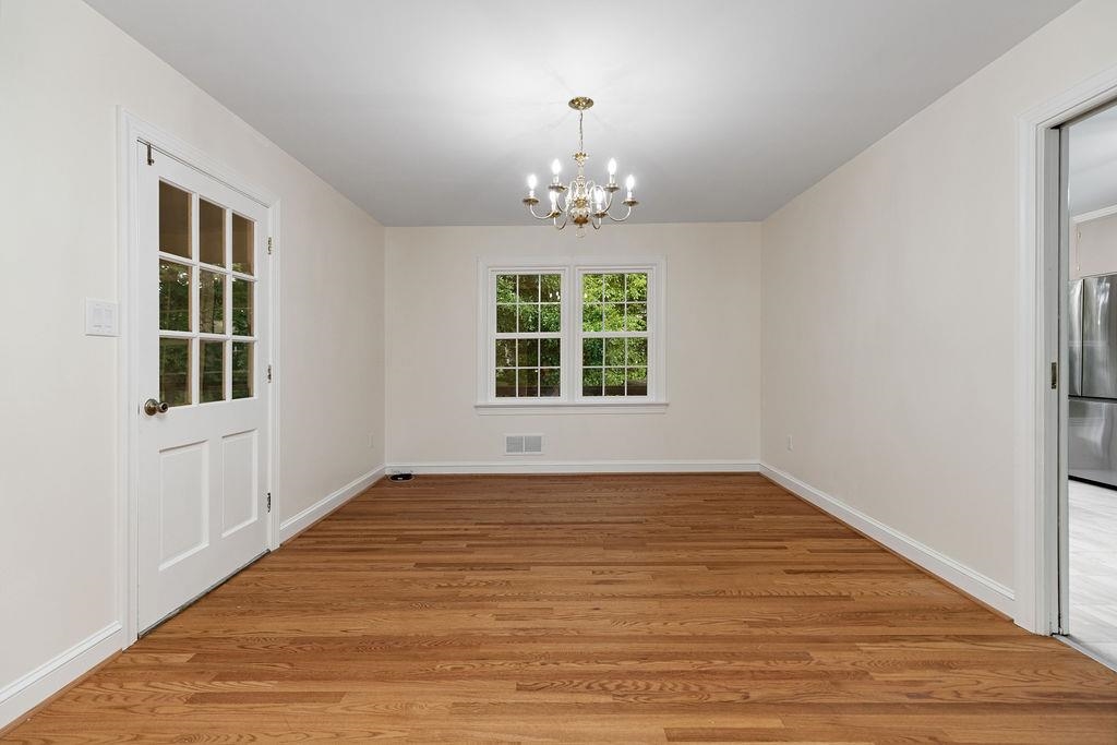 316 BALDWIN DR, STAUNTON, Virginia 24401, 4 Bedrooms Bedrooms, ,3 BathroomsBathrooms,Residential,316 BALDWIN DR,665712 MLS # 665712