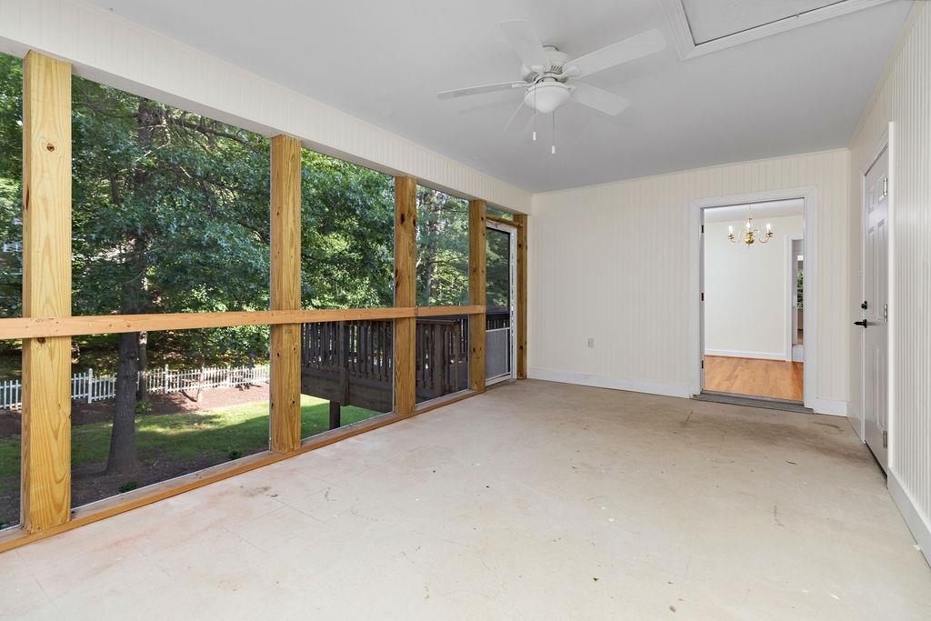 316 BALDWIN DR, STAUNTON, Virginia 24401, 4 Bedrooms Bedrooms, ,3 BathroomsBathrooms,Residential,316 BALDWIN DR,665712 MLS # 665712
