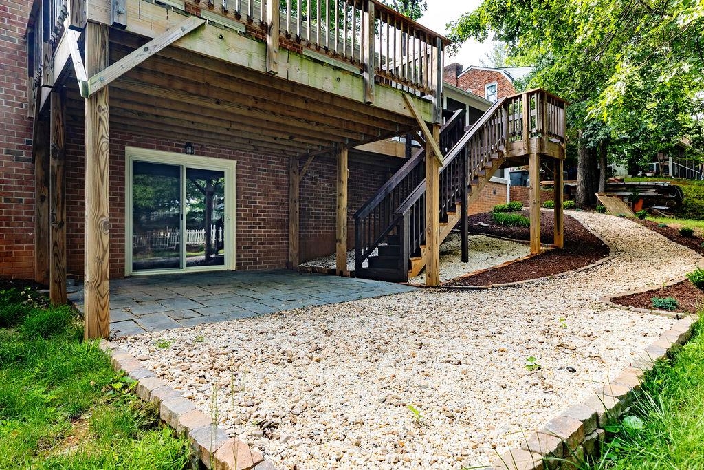 316 BALDWIN DR, STAUNTON, Virginia 24401, 4 Bedrooms Bedrooms, ,3 BathroomsBathrooms,Residential,316 BALDWIN DR,665712 MLS # 665712