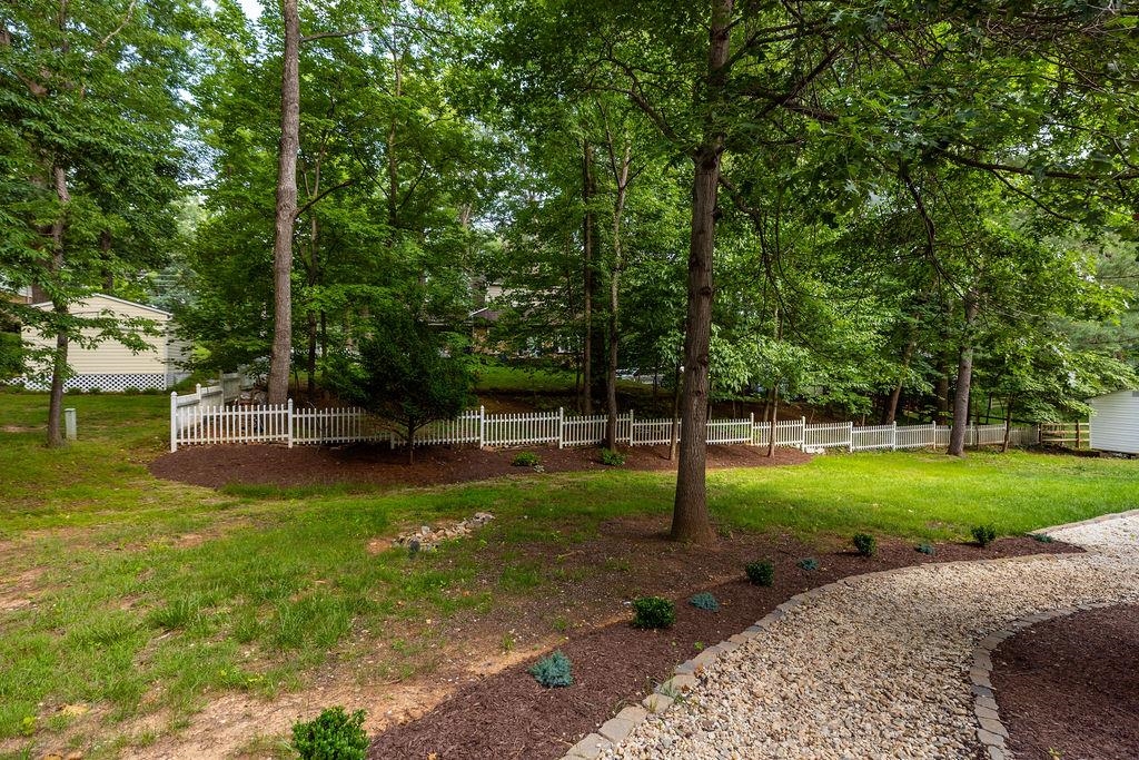 316 BALDWIN DR, STAUNTON, Virginia 24401, 4 Bedrooms Bedrooms, ,3 BathroomsBathrooms,Residential,316 BALDWIN DR,665712 MLS # 665712