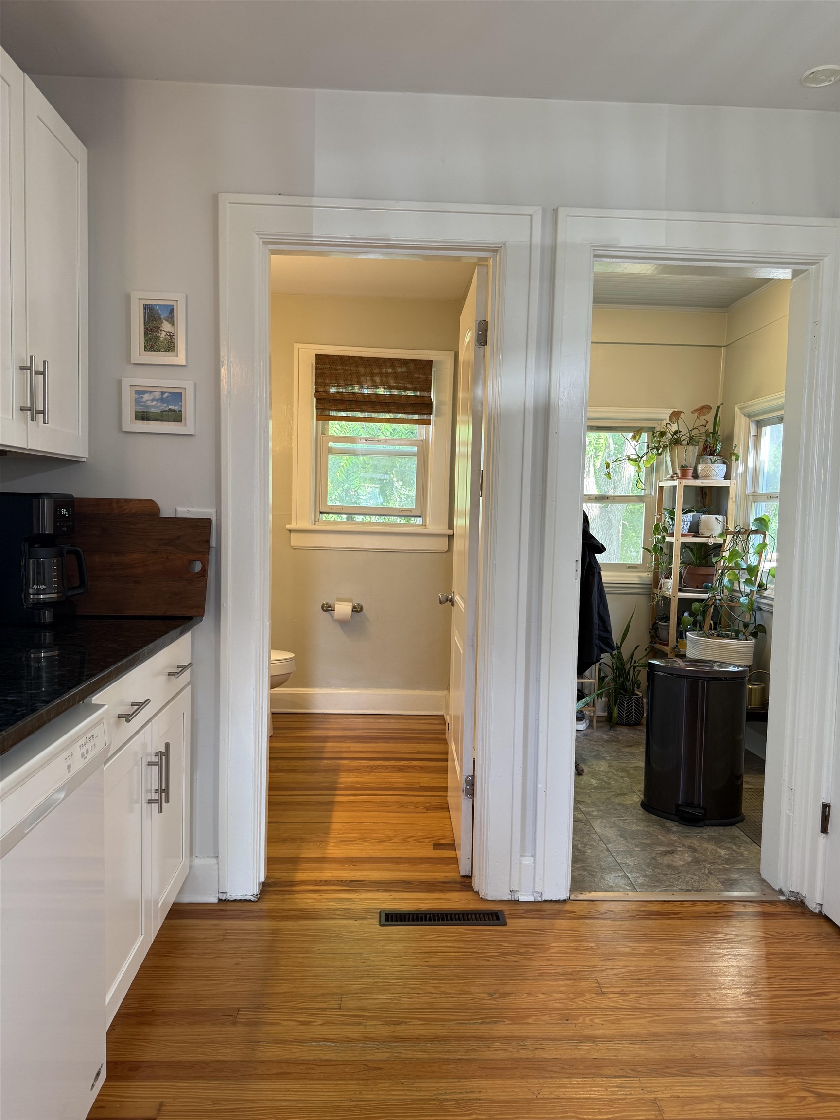 325 THOMPSON ST, STAUNTON, Virginia 24401, 3 Bedrooms Bedrooms, ,1 BathroomBathrooms,Residential,325 THOMPSON ST,665713 MLS # 665713