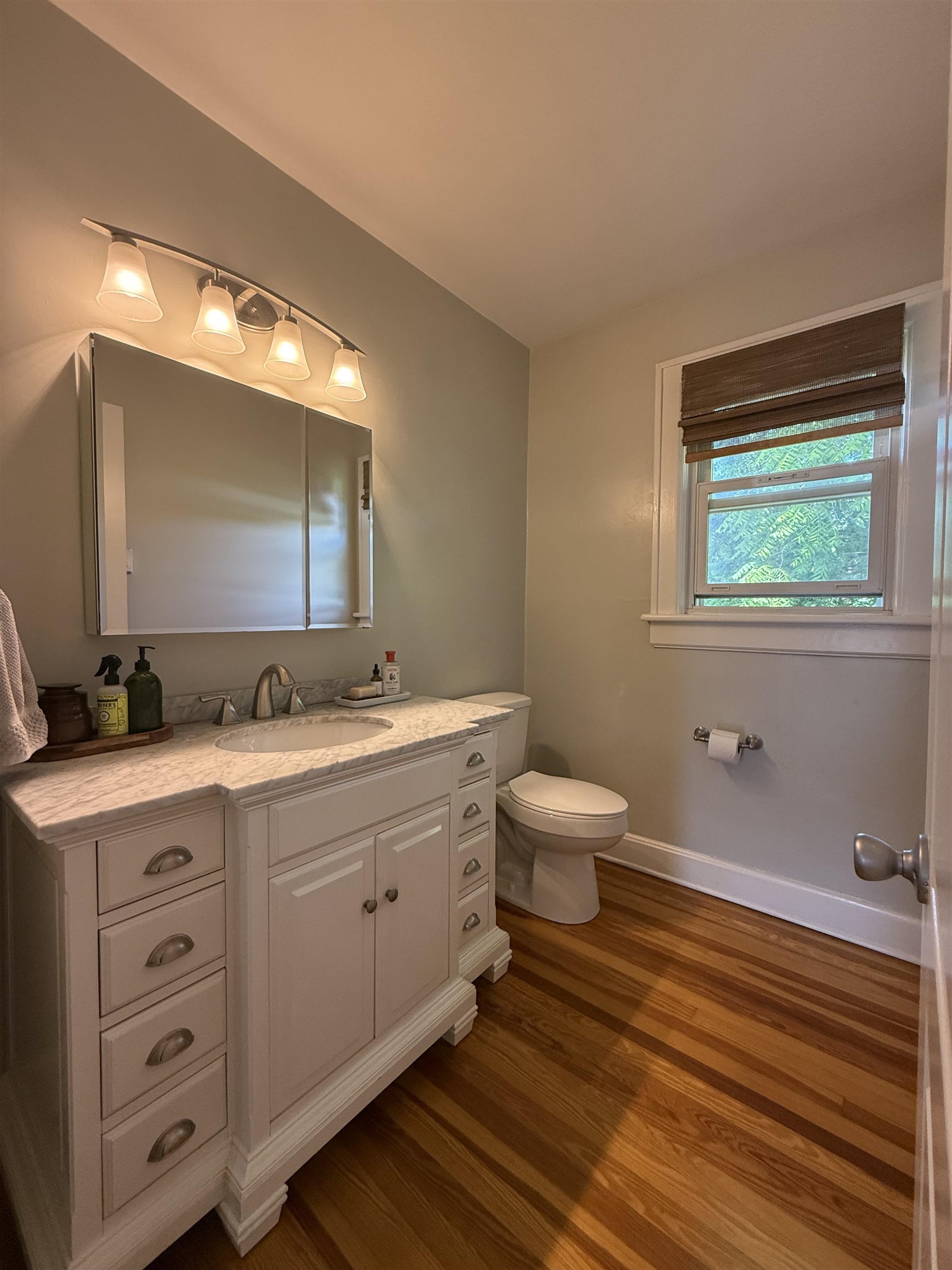 325 THOMPSON ST, STAUNTON, Virginia 24401, 3 Bedrooms Bedrooms, ,1 BathroomBathrooms,Residential,325 THOMPSON ST,665713 MLS # 665713